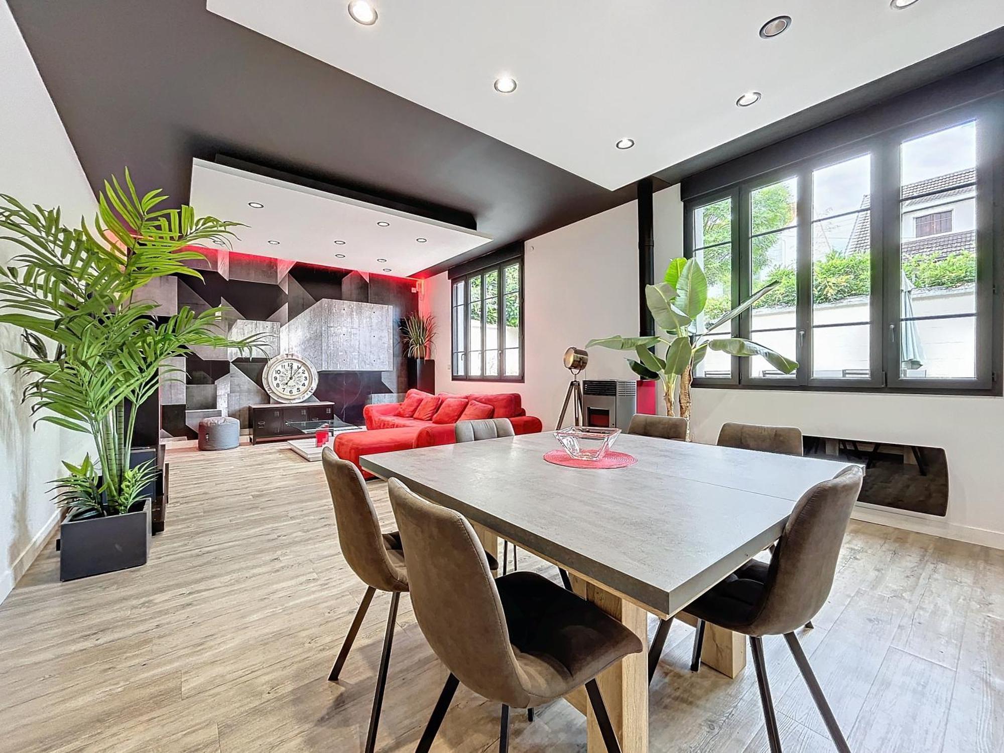 Loft Terrasse Avec Spa Proche Centre Historique 몽뤼꽁 외부 사진