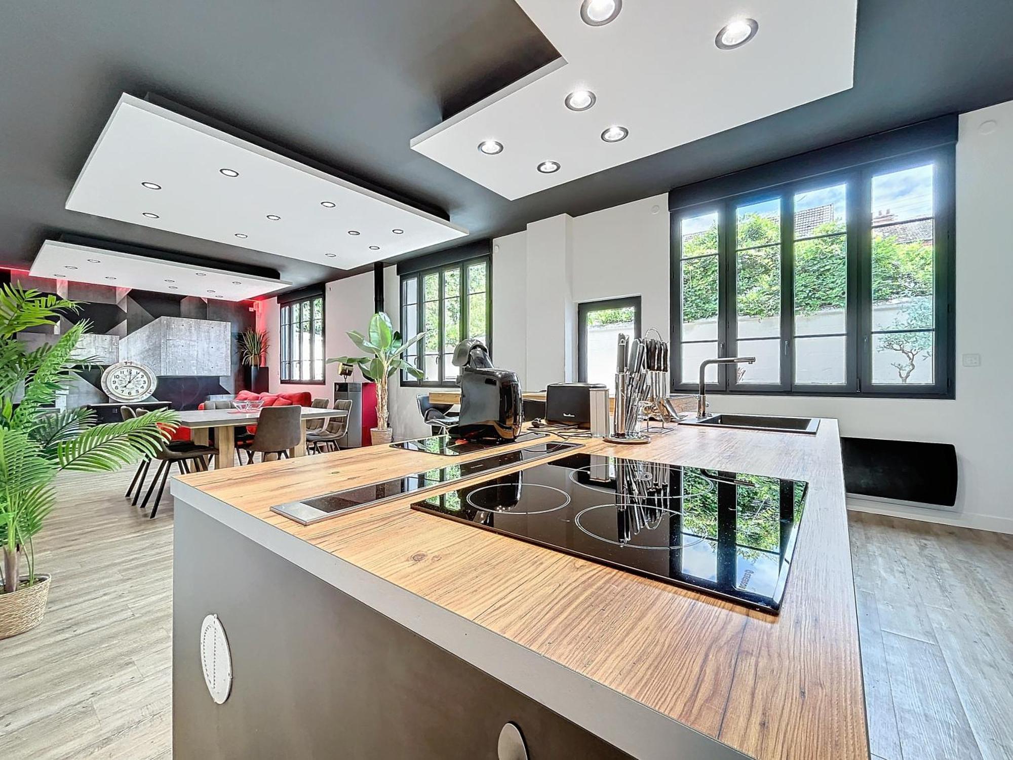 Loft Terrasse Avec Spa Proche Centre Historique 몽뤼꽁 외부 사진