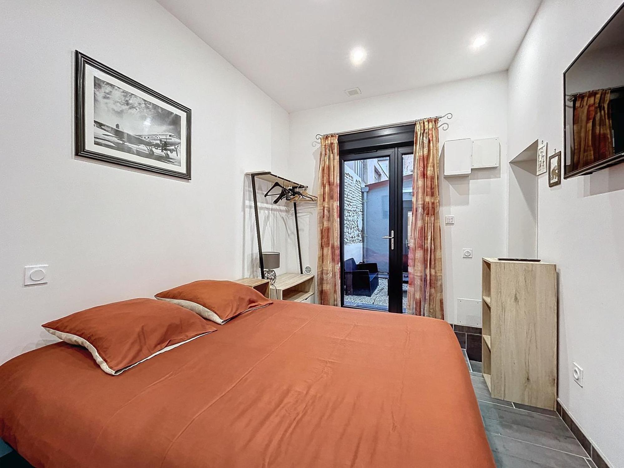 Loft Terrasse Avec Spa Proche Centre Historique 몽뤼꽁 외부 사진
